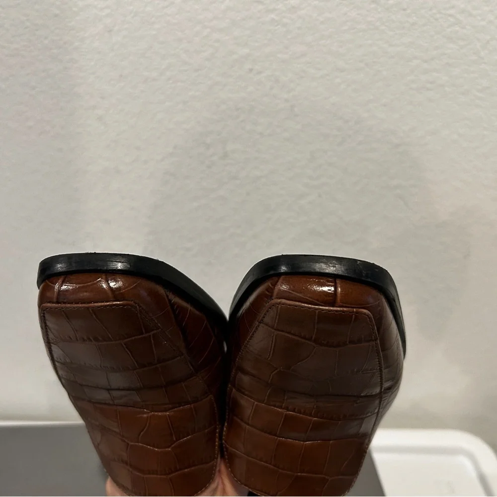 Everlane The 90's Croc-Embossed Loafer - Brown, Size 7, with Original Box - Picture 6 of 7